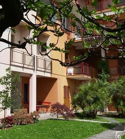 Miralago Casa شقة *