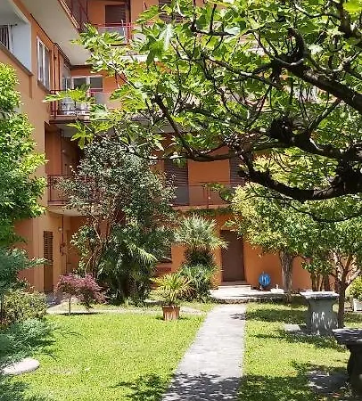 Miralago Casa شقة